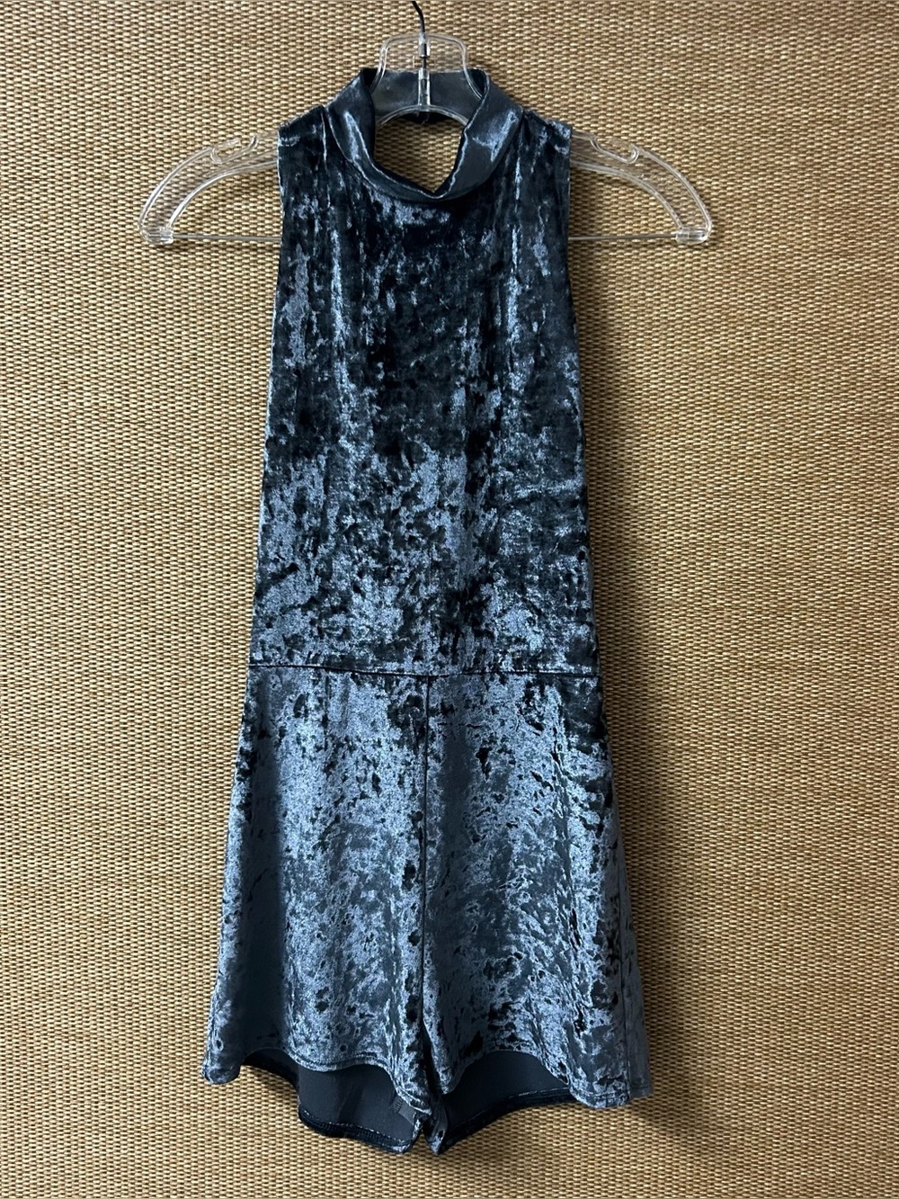 BB Dakota Romper Women’s Small Gray NWT